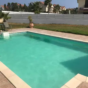 בדוק זמינות